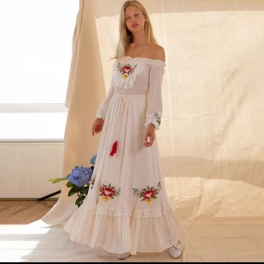 Bohemian Off-Shoulder Embroidered Cream Dress - Picture 1 of 15